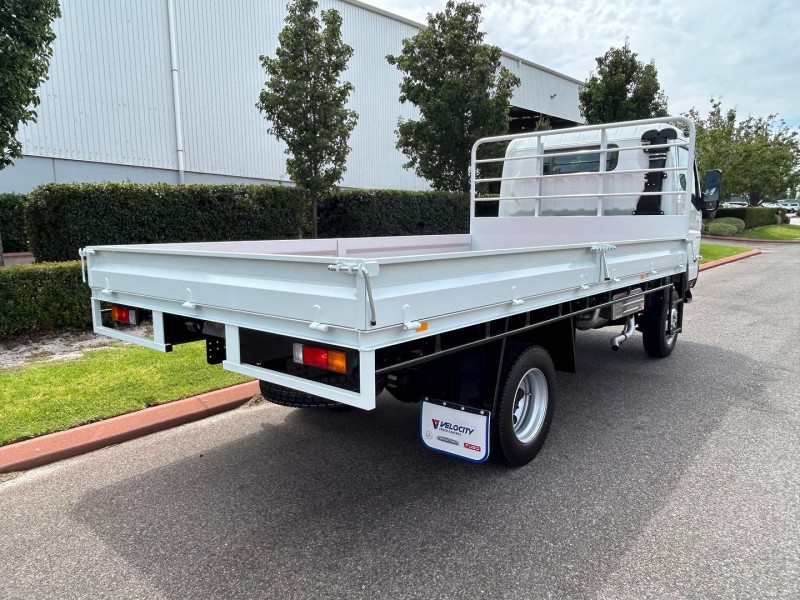2025 Fuso Canter 4x4 Traytop 