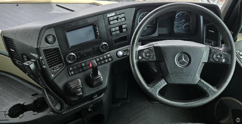2018 Mercedes-Benz Actros 2763LS 