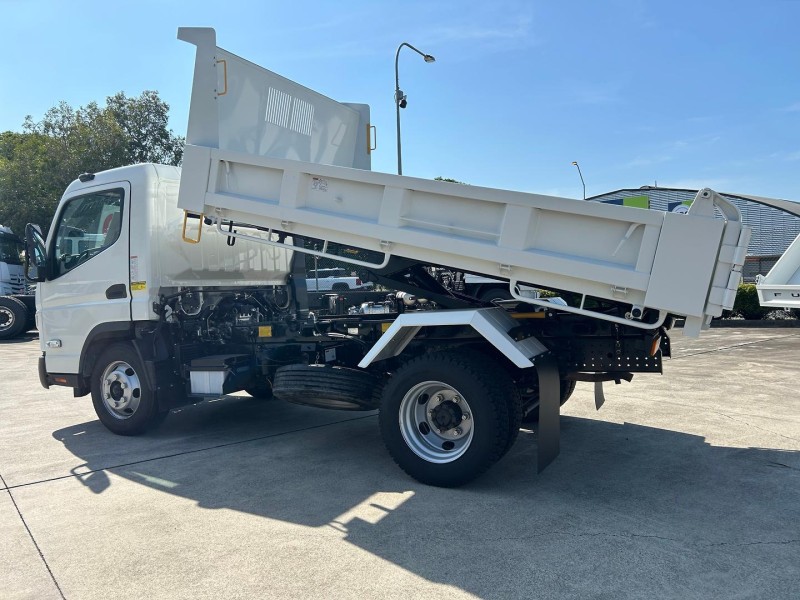 2024 Fuso Canter 815 Tipper REMAINDER OF FACTORY WARRANTY 