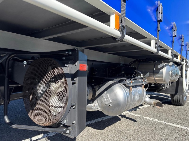 2025 Fuso Fighter 2427 TAUTLINER 