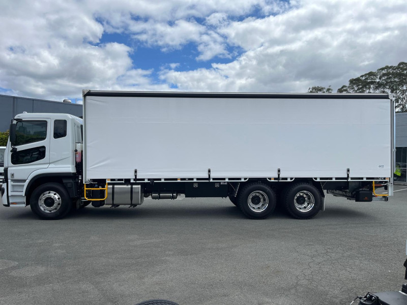 2026 Fuso Shogun FV84 400 Curtainsider 8700mml with a 3T DHollandia Tailgate 