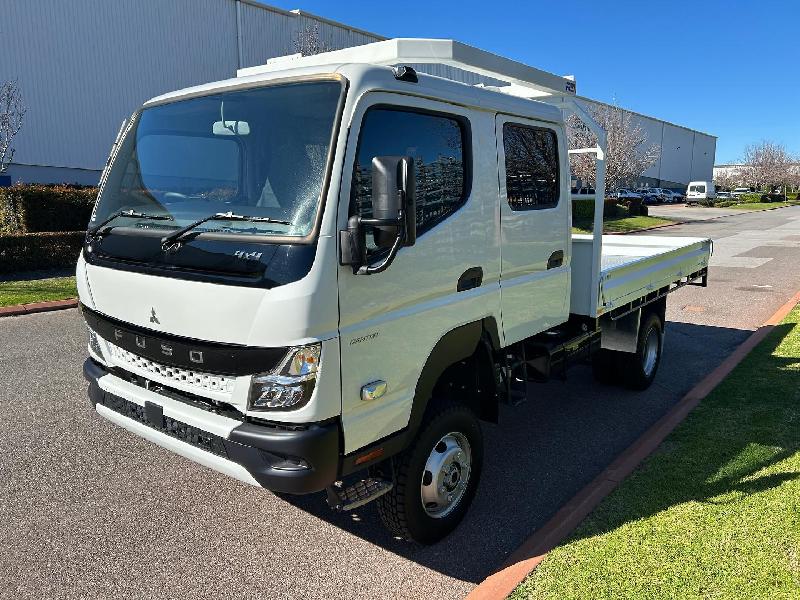 2025 Fuso Canter 4x4 Crewcab