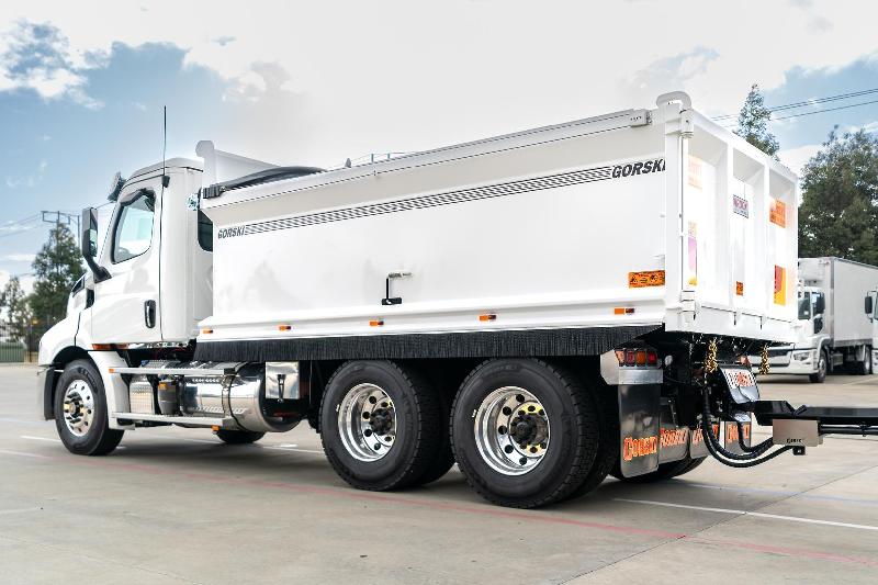 2023 Freightliner Cascadia 116 Tipper 