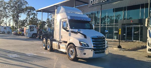 2024 Freightliner Cascadia 126