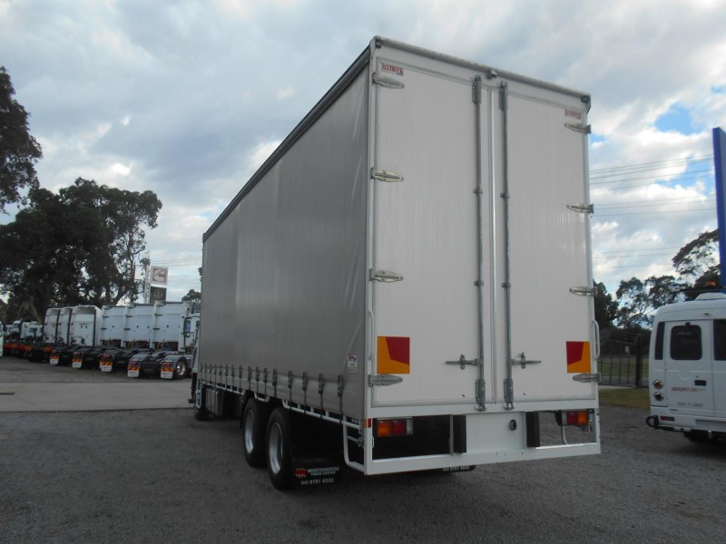 2021 Fuso Fighter 2427 14 PALLET CURTAINSIDER 
