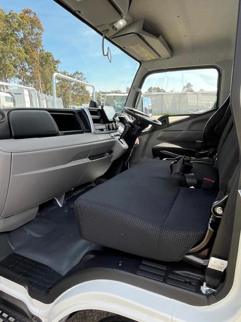 2025 Fuso Canter 815 815 TIPPER 