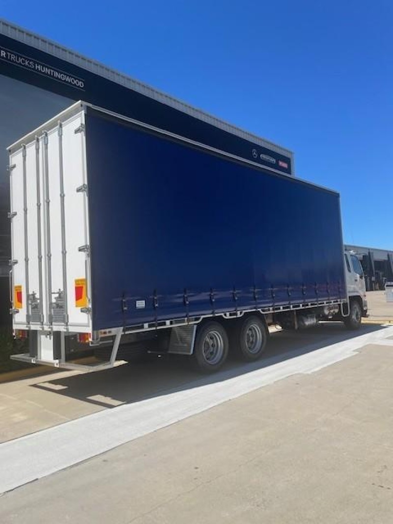 2024 Fuso Fighter 2427 Fighter 2427 Curtainsider 