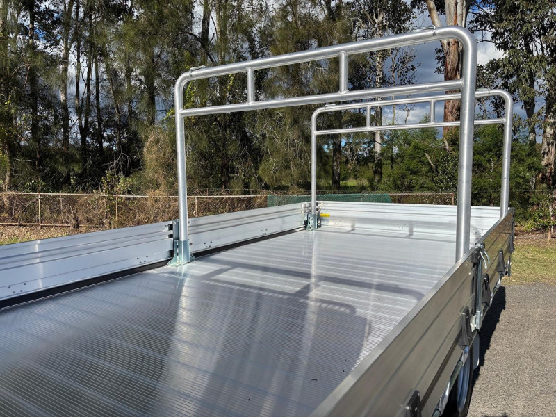 2026 Fuso Canter 515 Alloy Tray Available on a Car Licence 