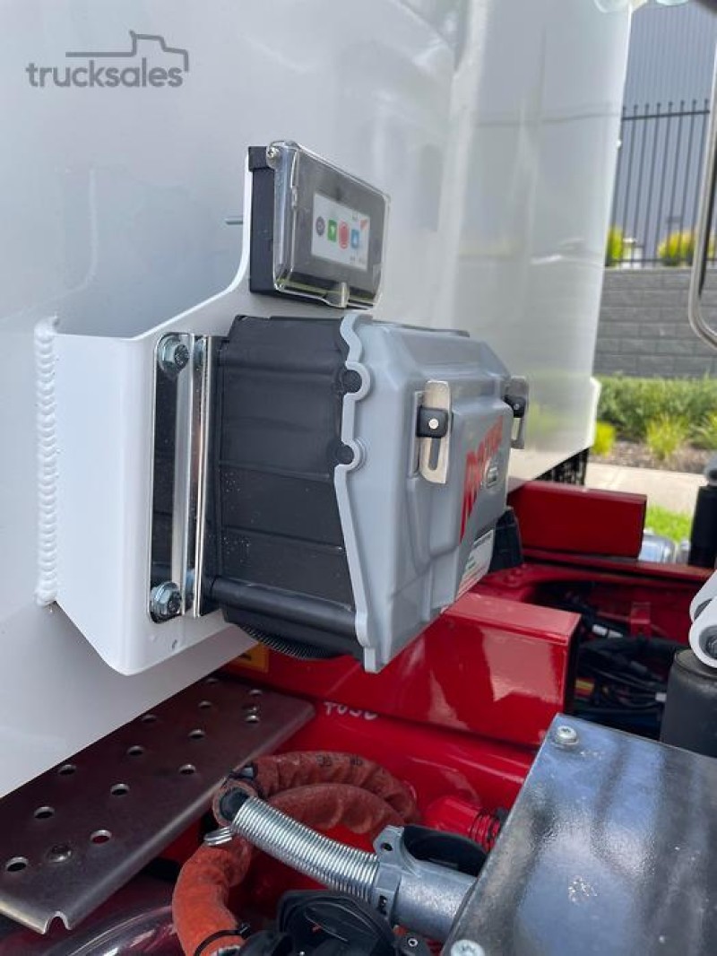 Velocity Truck Centers Australia