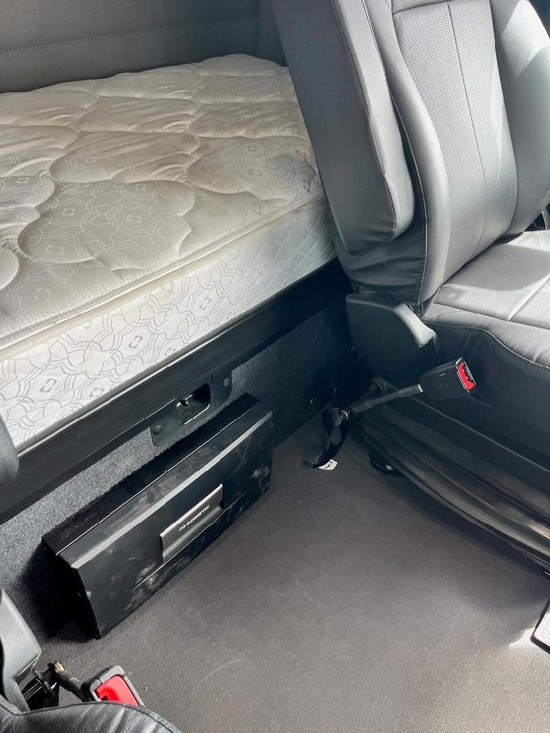 2024 Freightliner Cascadia 126