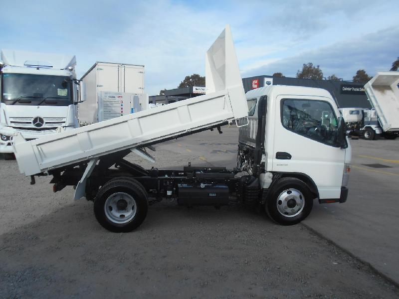 2021 Fuso CANTER 615 