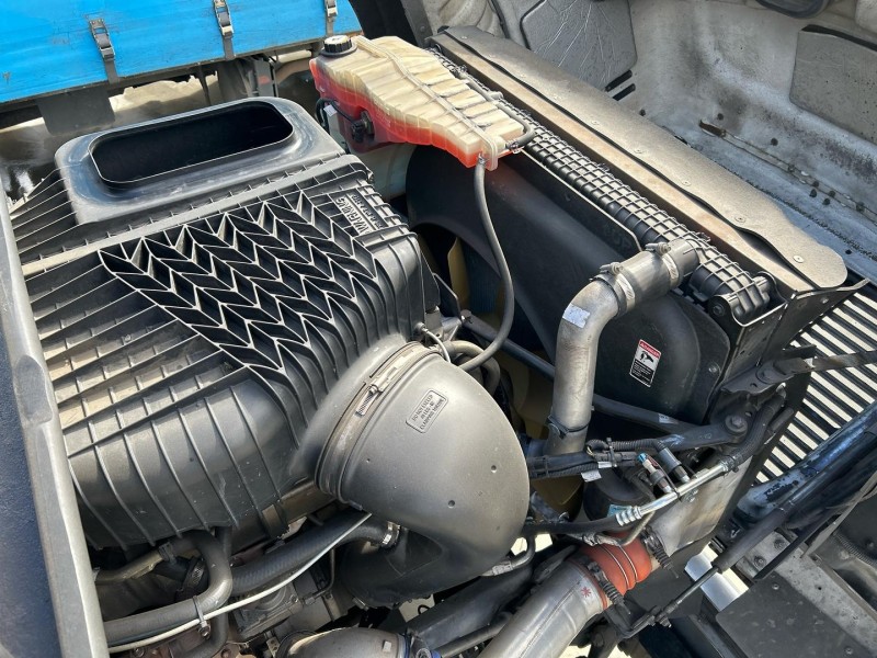 2019 Freightliner Coronado 114 