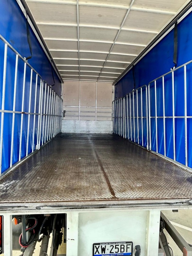 2022 Fuso Fighter 1124 10 Pallet Curtainsider 