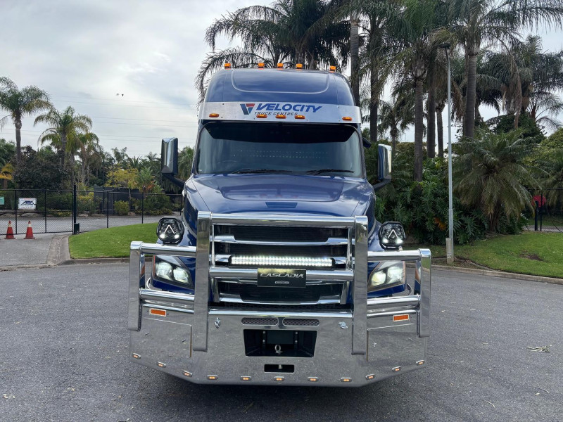 2022 Freightliner Cascadia 126 140 tne Road train prime mover 
