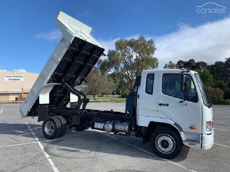 2024 Fuso Fighter 1124 MANUAL Tipper White