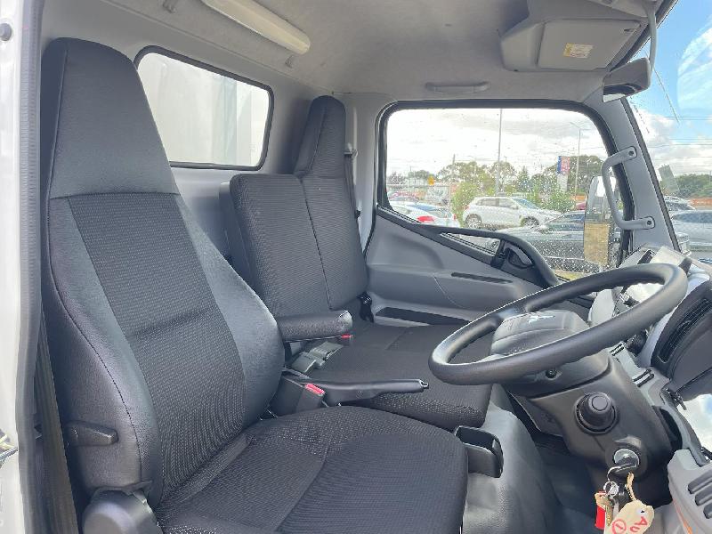 2024 Fuso Canter 515 