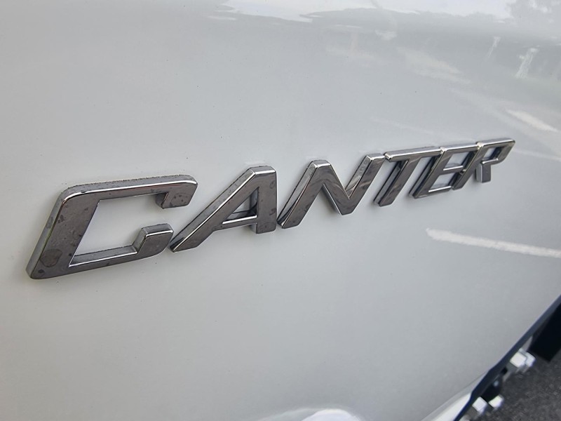 2025 Fuso Canter 615 Available on a Car or Truck Licence 