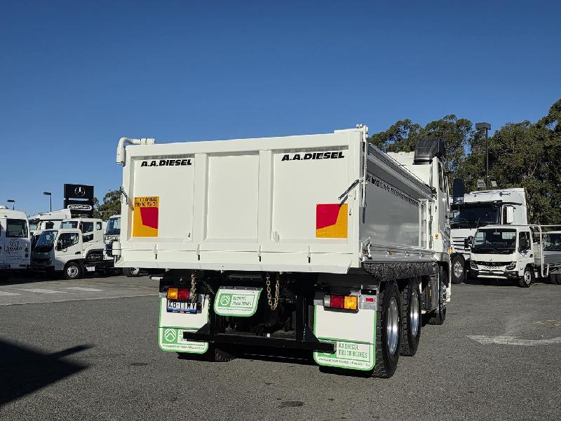 2023 Fuso Shogun FV74 460 