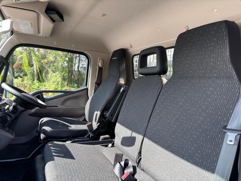 2024 Fuso eCanter e615 Car or Light Truck Licence rating available 