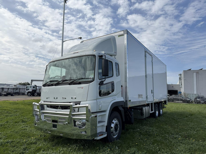 2025 Fuso Shogun FV84 400 14 Pallet Pantech with Tailgate 