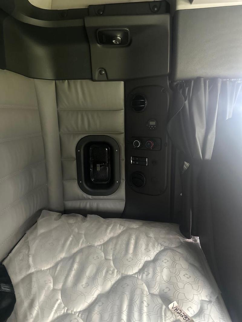 2024 Freightliner Cascadia 116 Freightliner Cascadia 116 