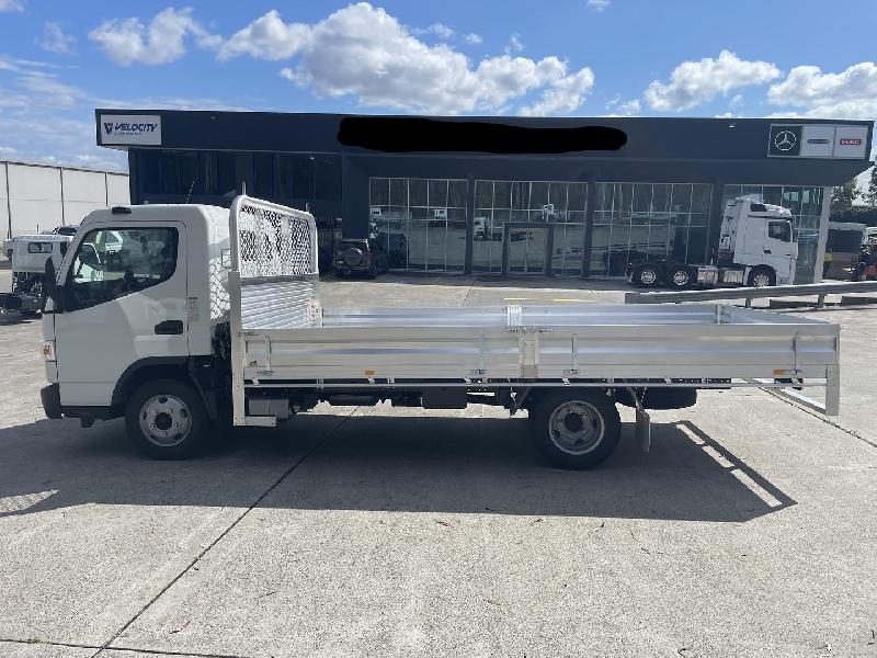 2022 Fuso Canter 515 