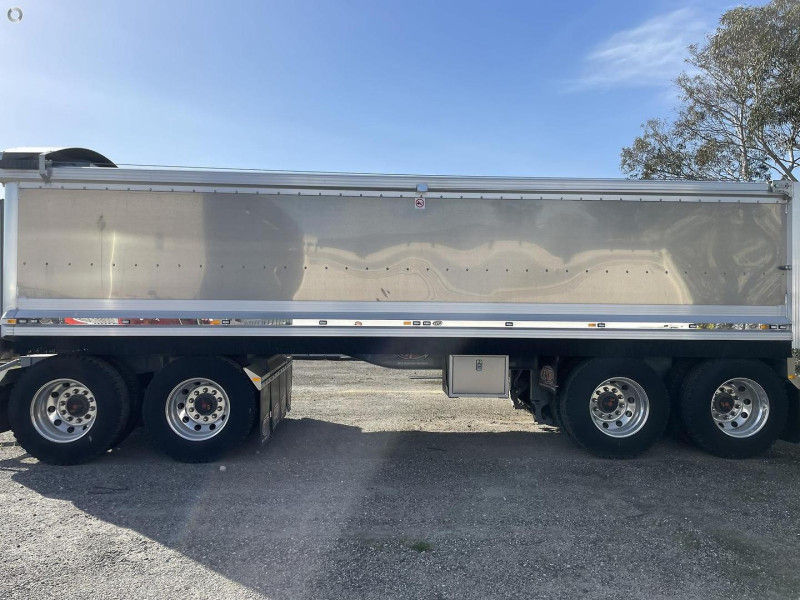 2024 BTE 4 AXLE DOG TIPPER TRAILER 