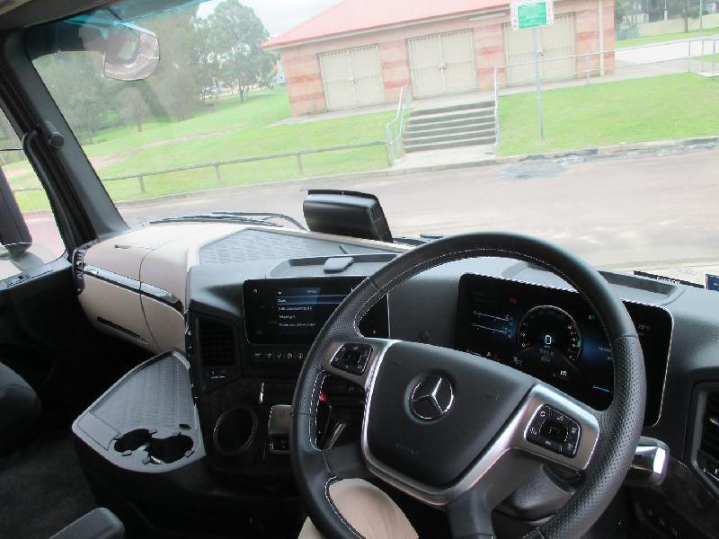 2025 Mercedes-Benz Actros 2658 