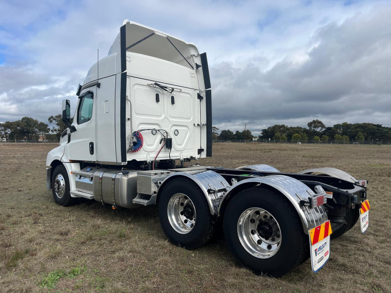 2024 Freightliner Cascadia 126 New and Ready to Start Work 