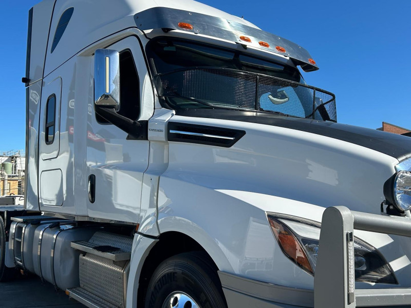 2022 Freightliner Cascadia 126 Available now 