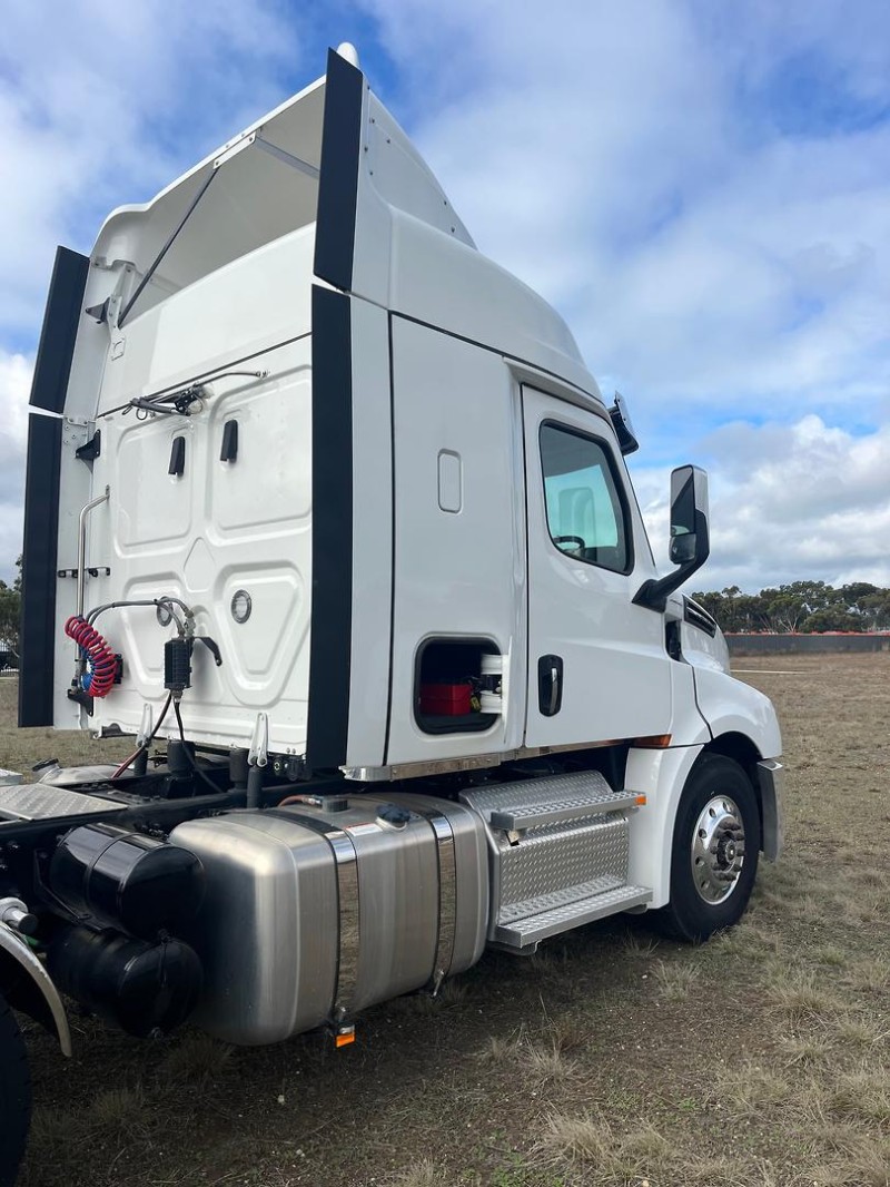 Velocity Truck Centers Australia