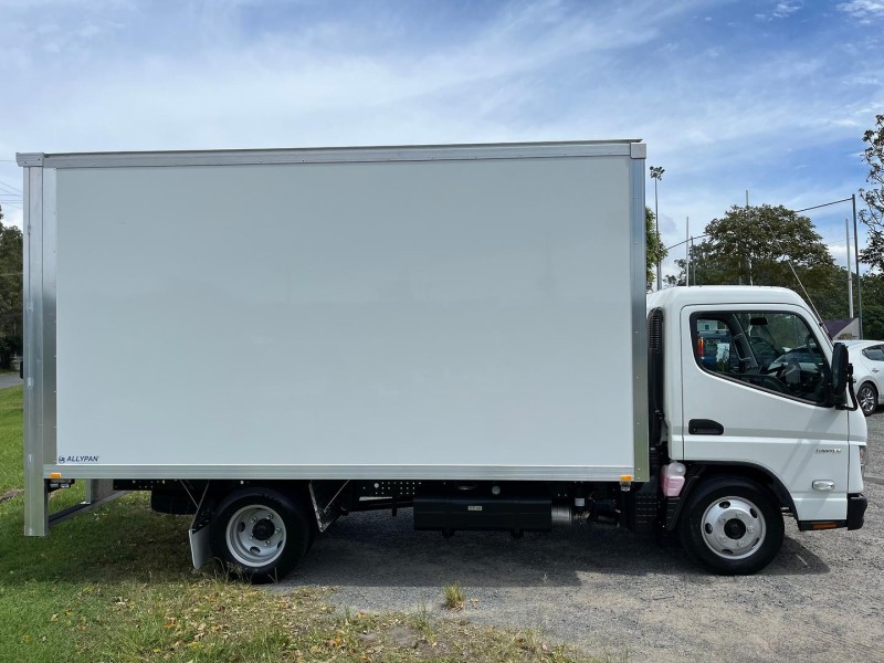 2024 Fuso Canter 515 ALLY PANTECH AND ROLLER DOOR 