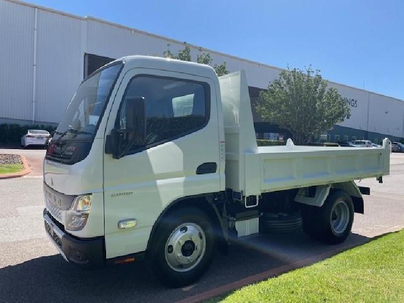 2025 Fuso CANTER 615 
