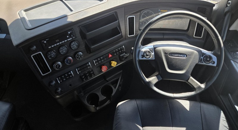 2021 Freightliner Cascadia 2021 FREIGHTLINER 126 CASCADIA PRIME MOVER 