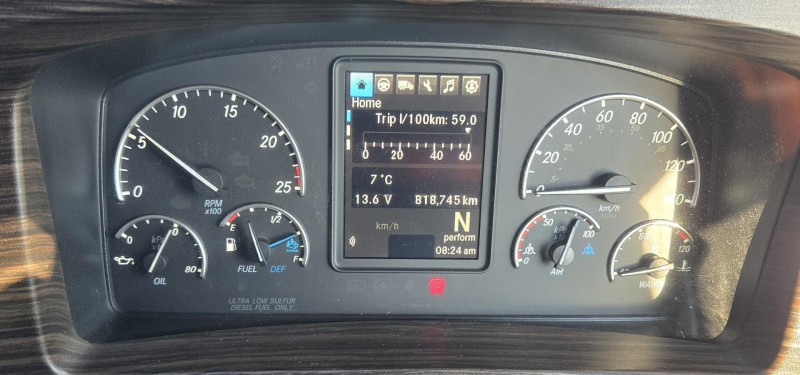 2022 Freightliner Cascadia 126 