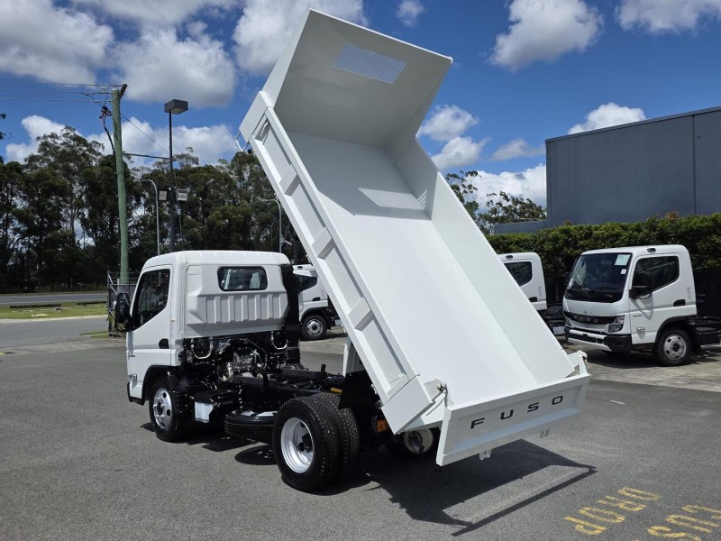 2025 Fuso Canter 615 Tipper 5 SPD MANUAL 