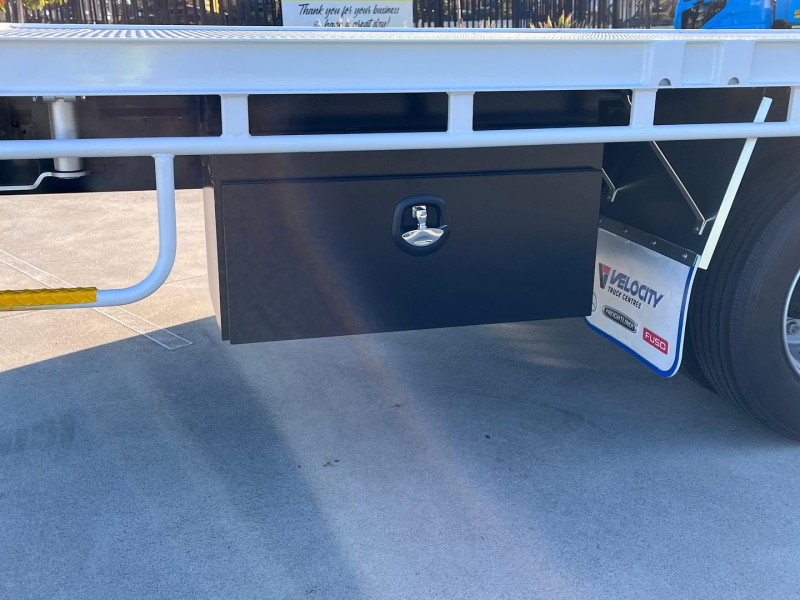 2026 Fuso Fighter 1124 FLAT STEEL TRAY WITH CONTAINER PINS 