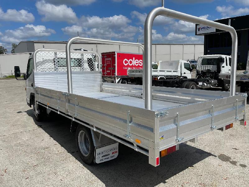 2023 Fuso Canter 515 