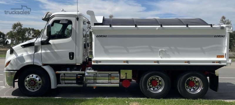 Velocity Truck Centers Australia