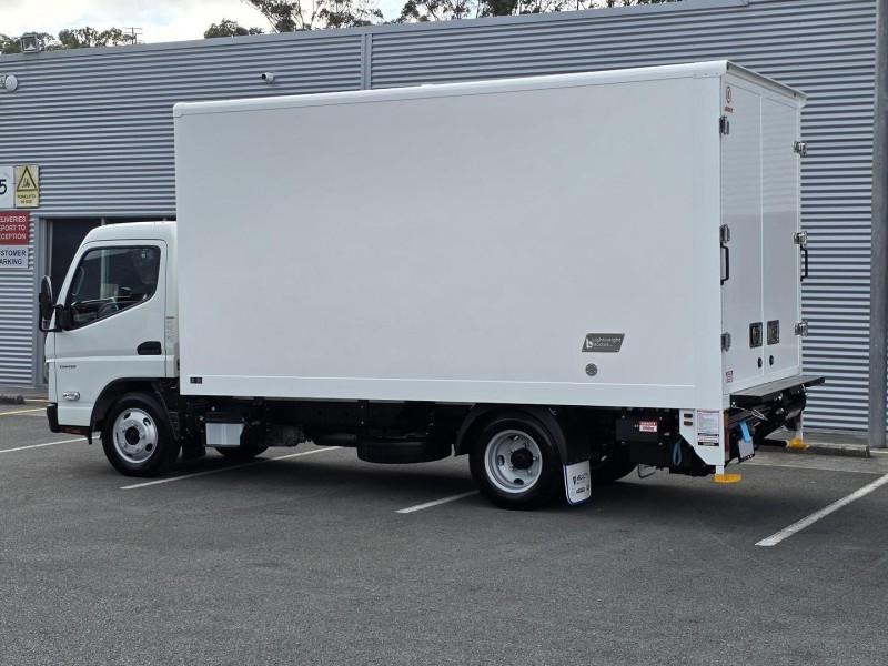 2025 Fuso Canter 515 PANTECH 