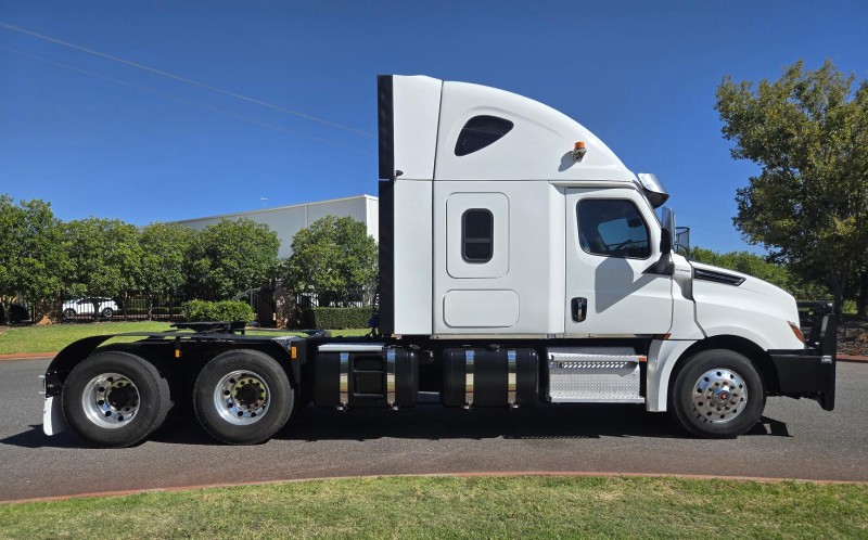 2021 Freightliner Cascadia 2021 FREIGHTLINER 126 CASCADIA PRIME MOVER 