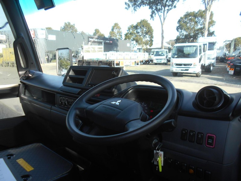 2020 Fuso rosa standard 25 seats 