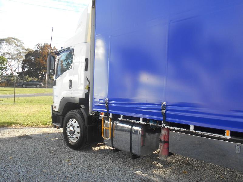 2018 Isuzu Fvl