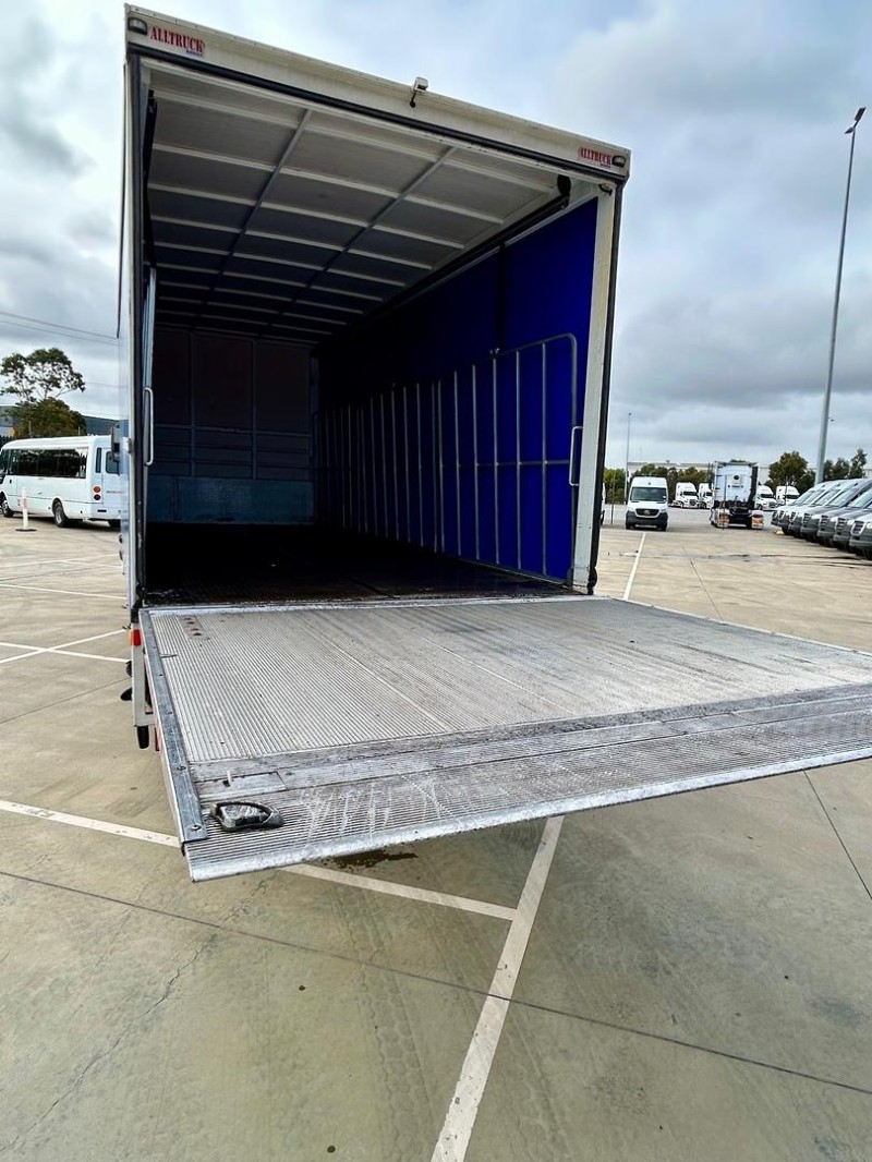 2022 Fuso Fighter 1124 10 Pallet Curtainsider 