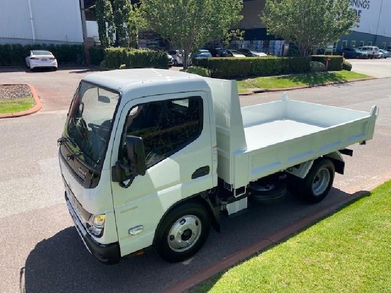 2025 Fuso CANTER 615 