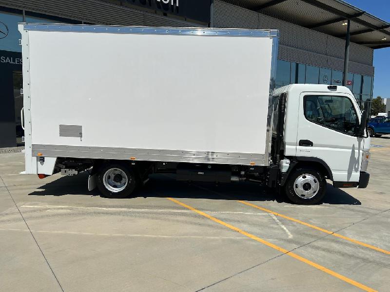 2023 Fuso Canter 515 