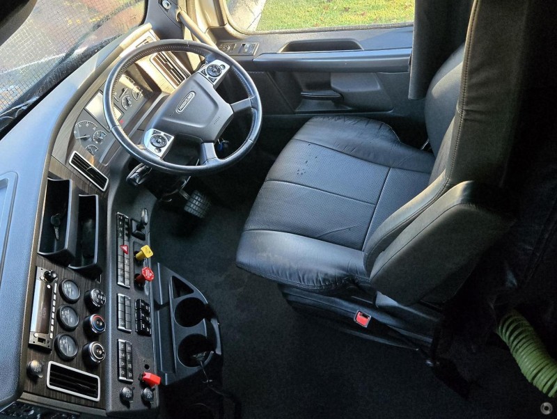 2022 Freightliner Cascadia 126 12 SPEED DETROIT DT12 AUTOMATED MANUAL TRANS 