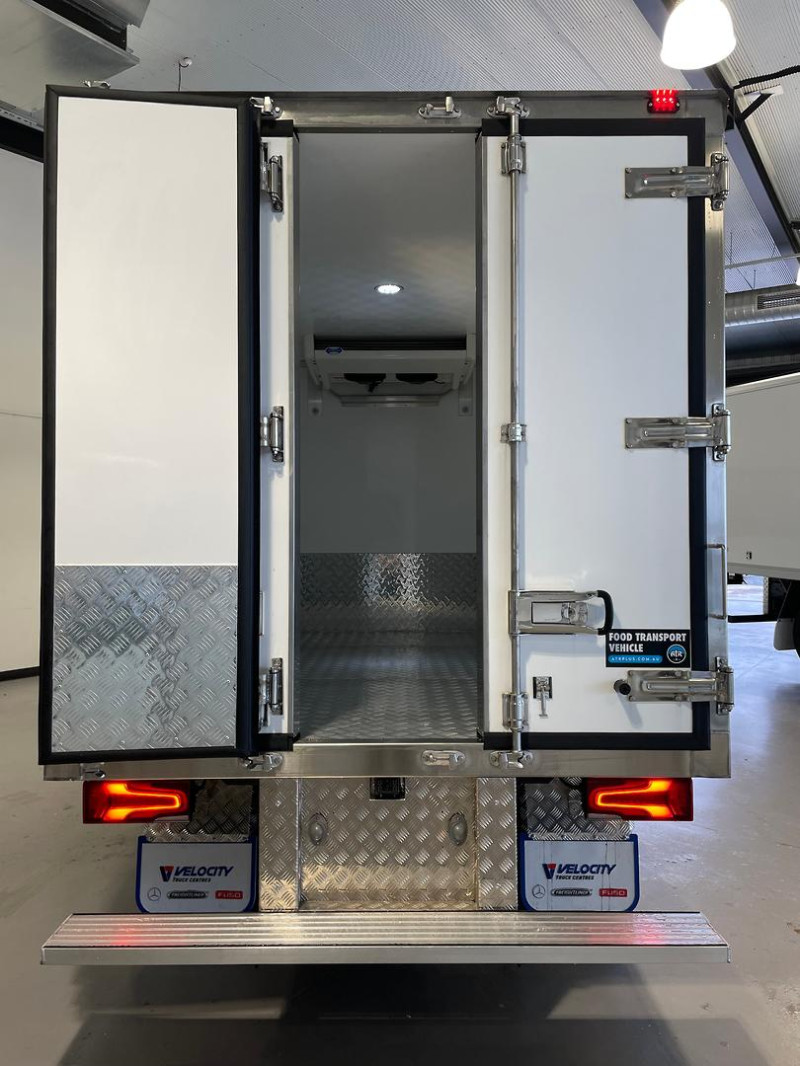 2026 Fuso Canter 515 AMT Euro 6 Fridge Pantech 