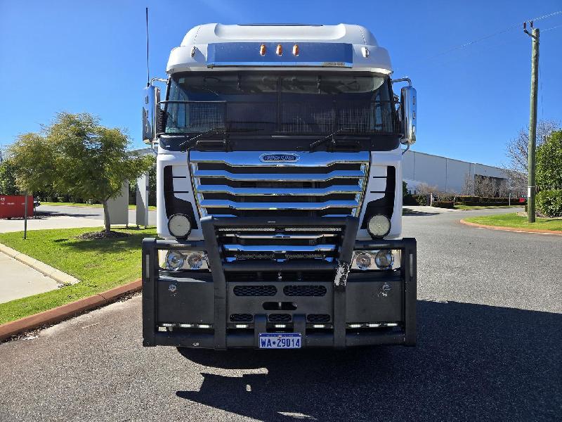 2017 Freightliner Argosy 110 