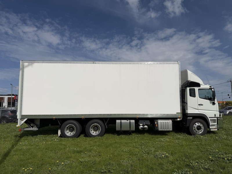 2025 Fuso Shogun FV84 400 14 Pallet Pantech with Tailgate 